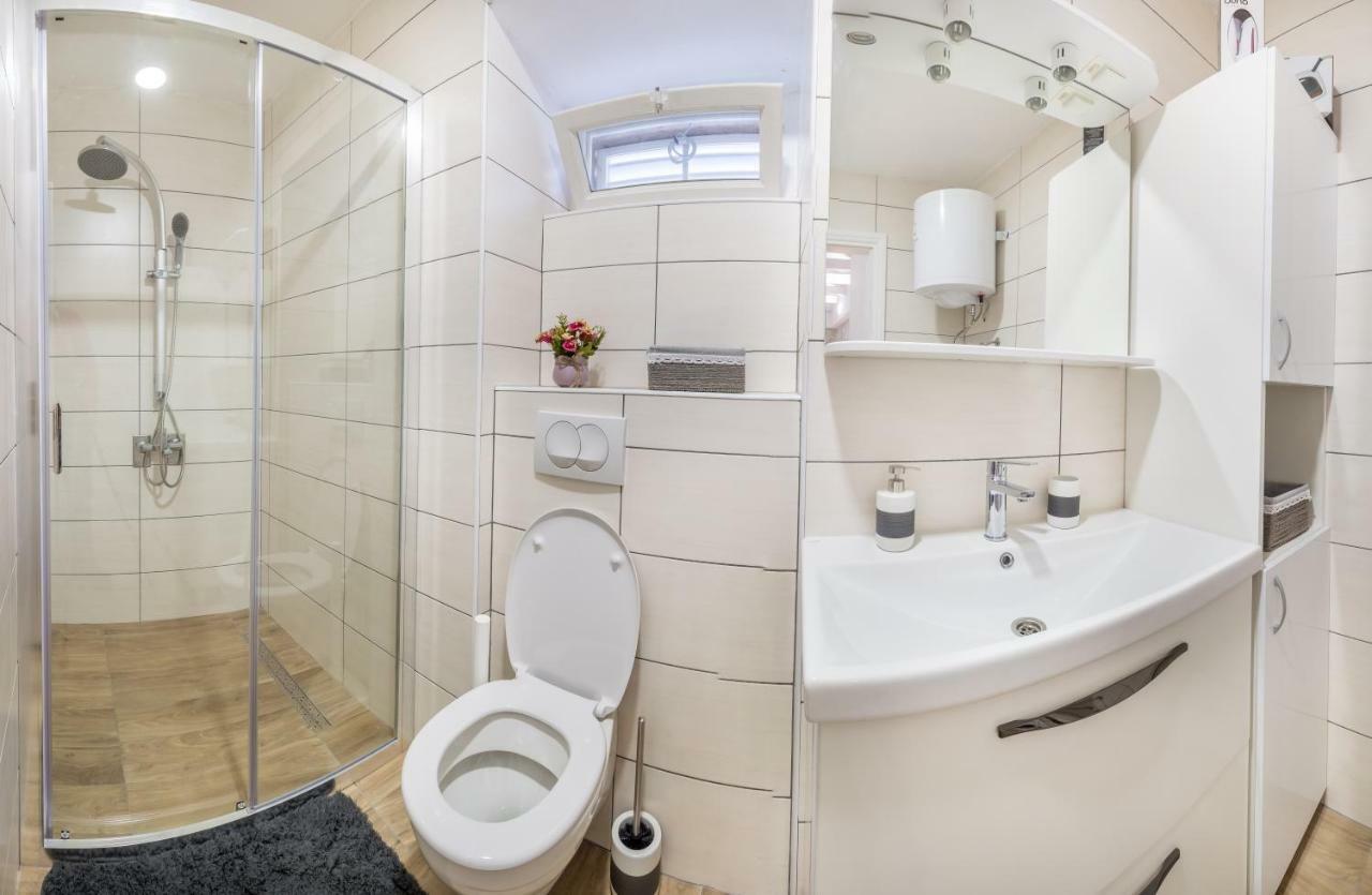 Olive Garden Appartement Ston Buitenkant foto